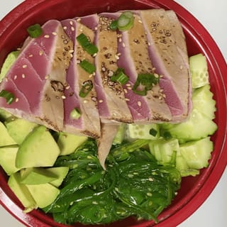 Seared Tuna Sashimi Bowl