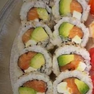 8. Philadelphia Roll (10pcs)
