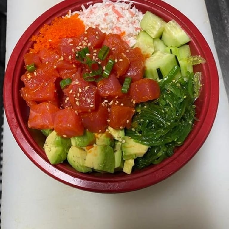 Fresh Tuna Poke Bowl Delights